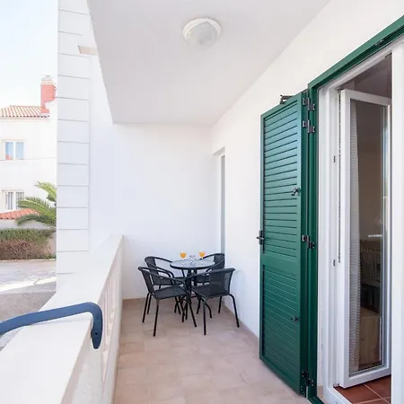 Apartment Budimir Supetar Exterior photo